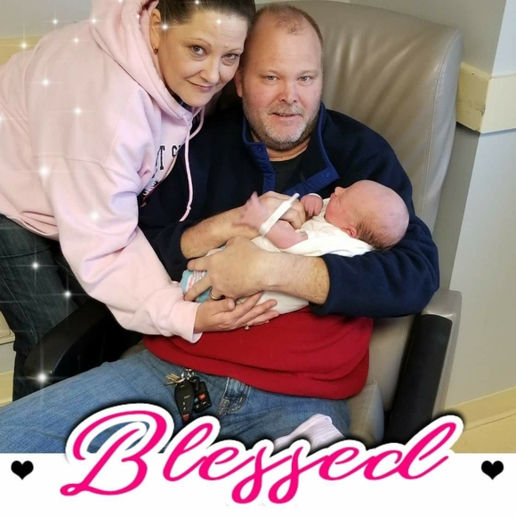 Meet your Posher, Michelle - Picture 1 of 1